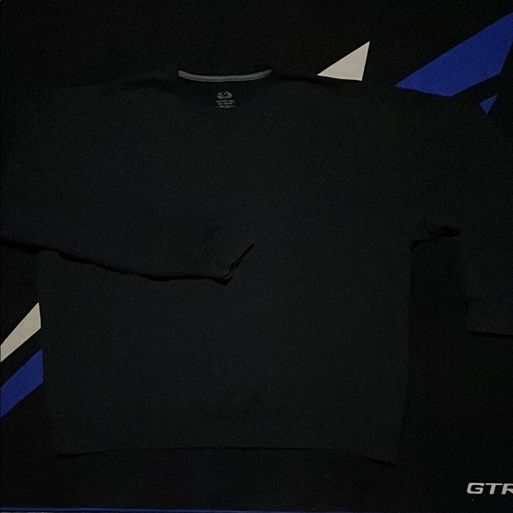 Black Crewneck Sweatshirt